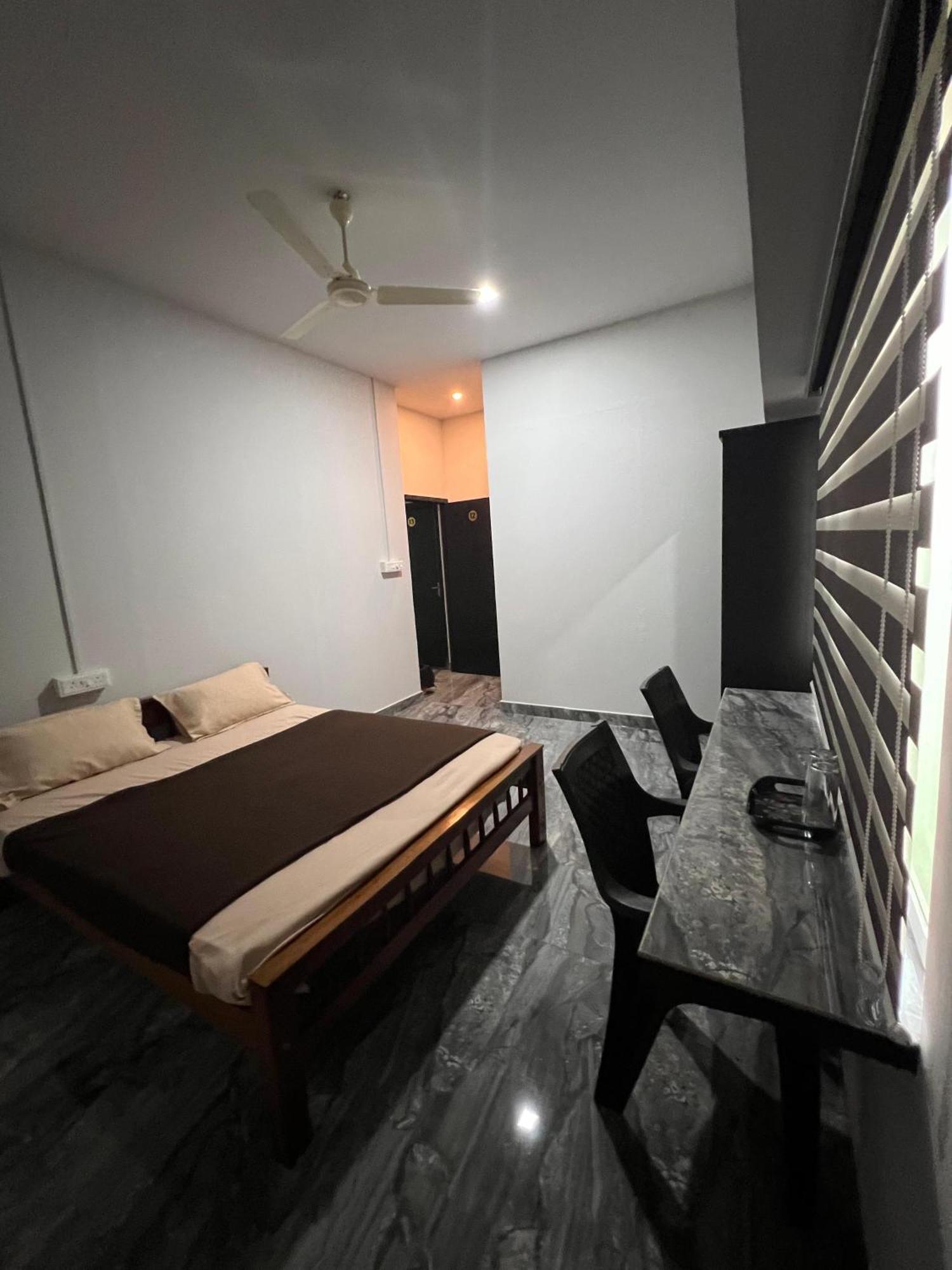 Nest Homes Nilambūr Esterno foto