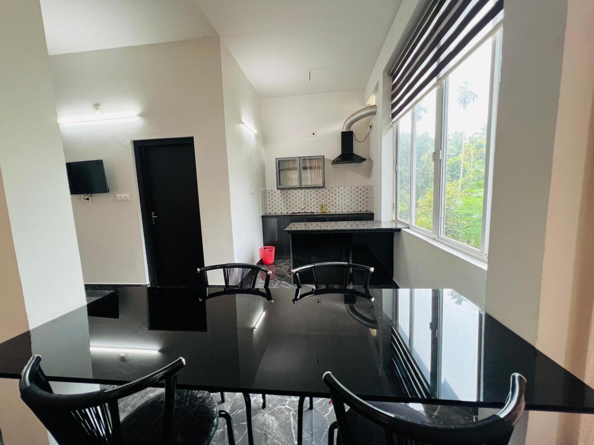 Nest Homes Nilambūr Esterno foto